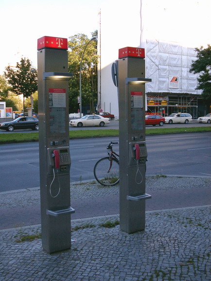 Telefon D_B_0578